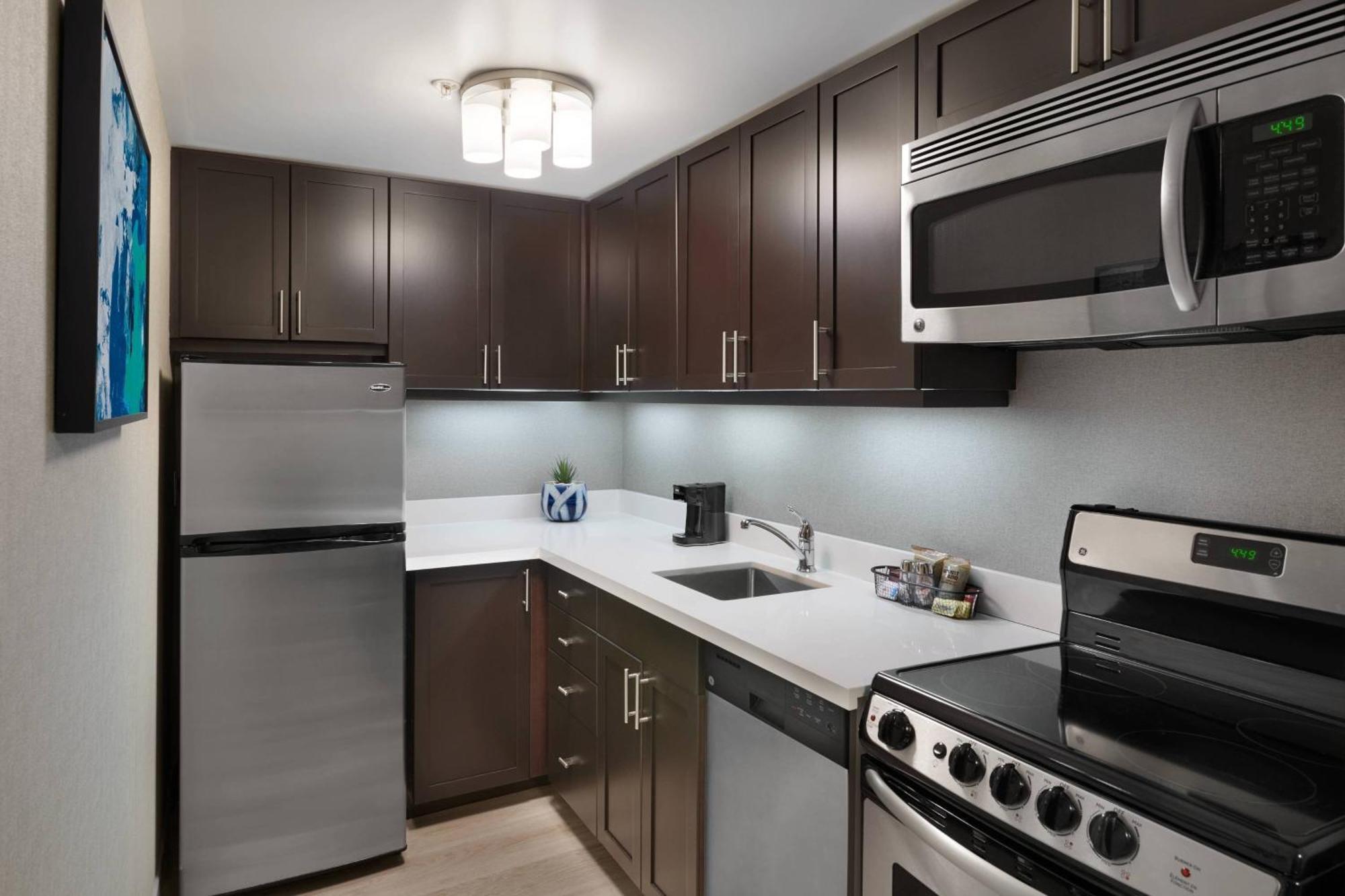 Towneplace Suites By Marriott Mississauga-Airport Corporate Centre מראה חיצוני תמונה